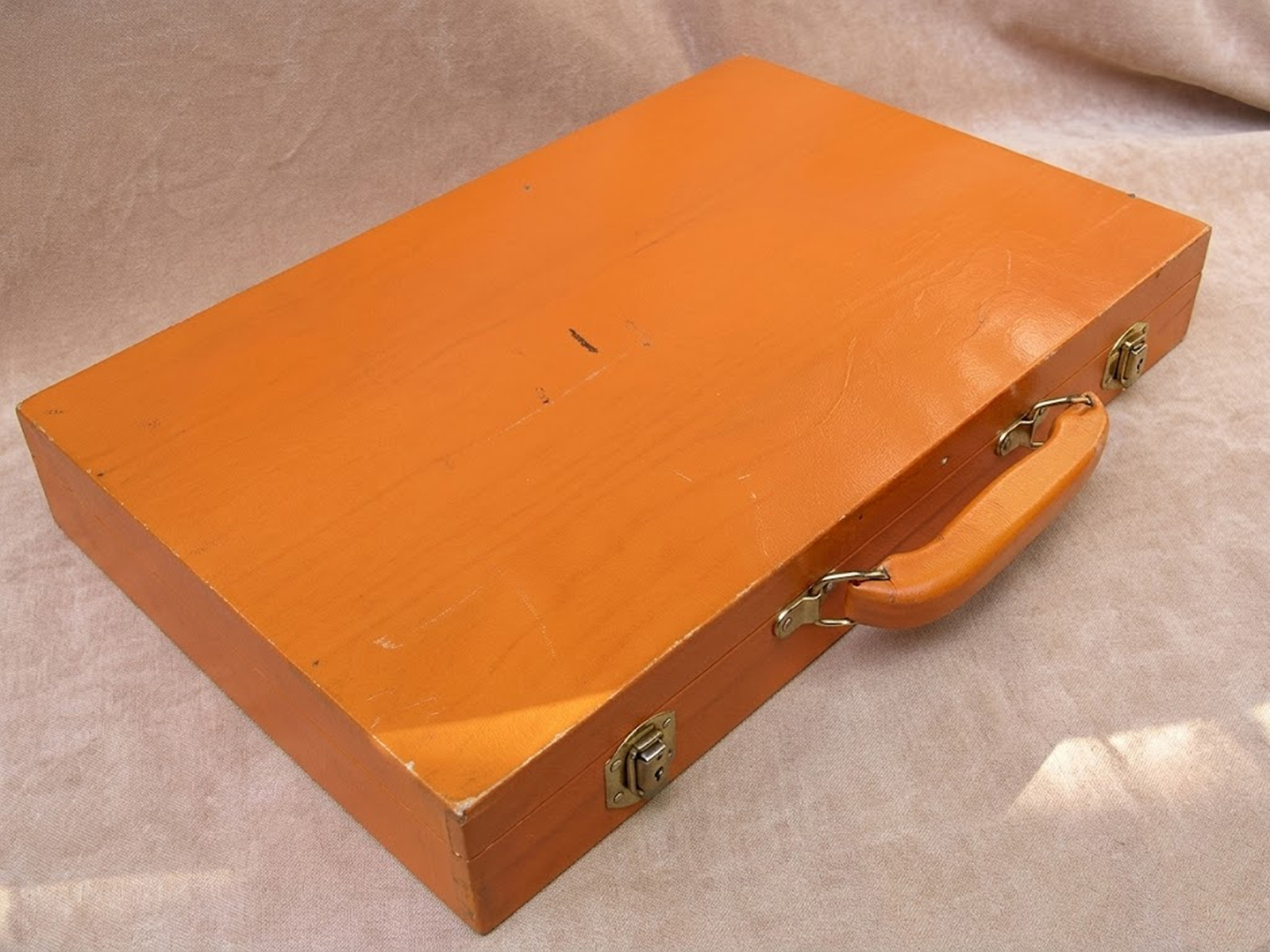 Cased set of Vintage fishing Lures